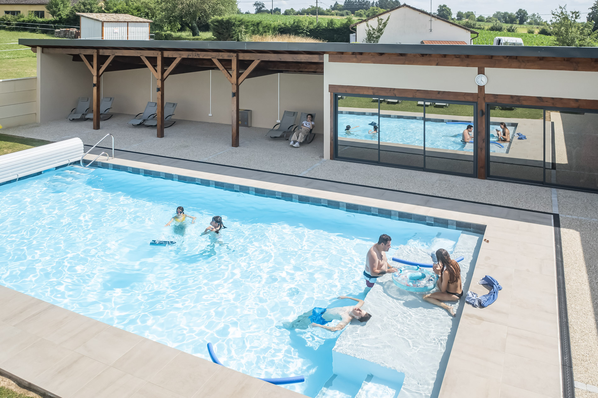 Reisemobilstellplatz - Frankreich - Piscine extérieure - Le Moulin de la Brevette