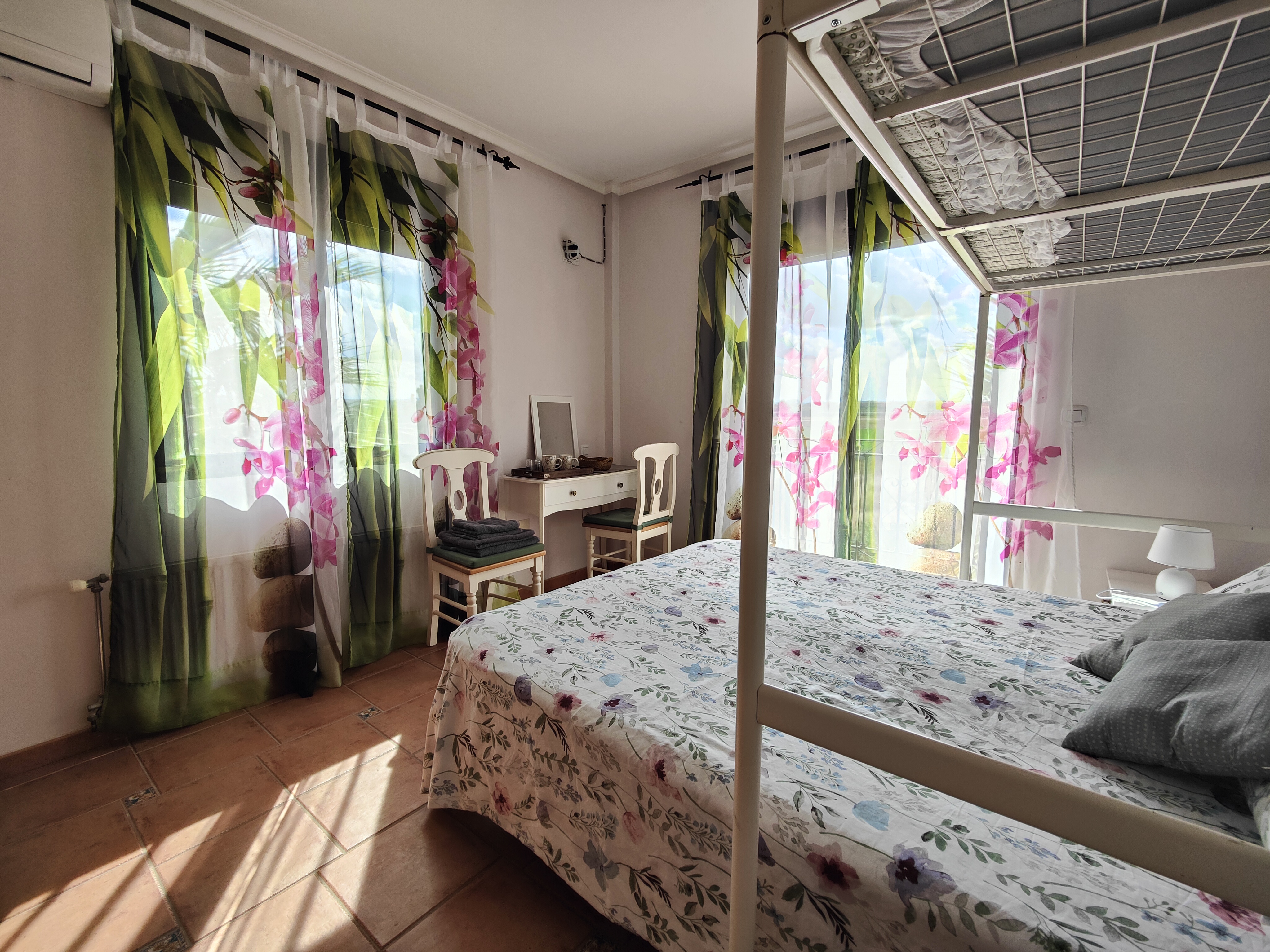 Wohnmobilstellplatz: CamperParking B&B Poolvillasolar