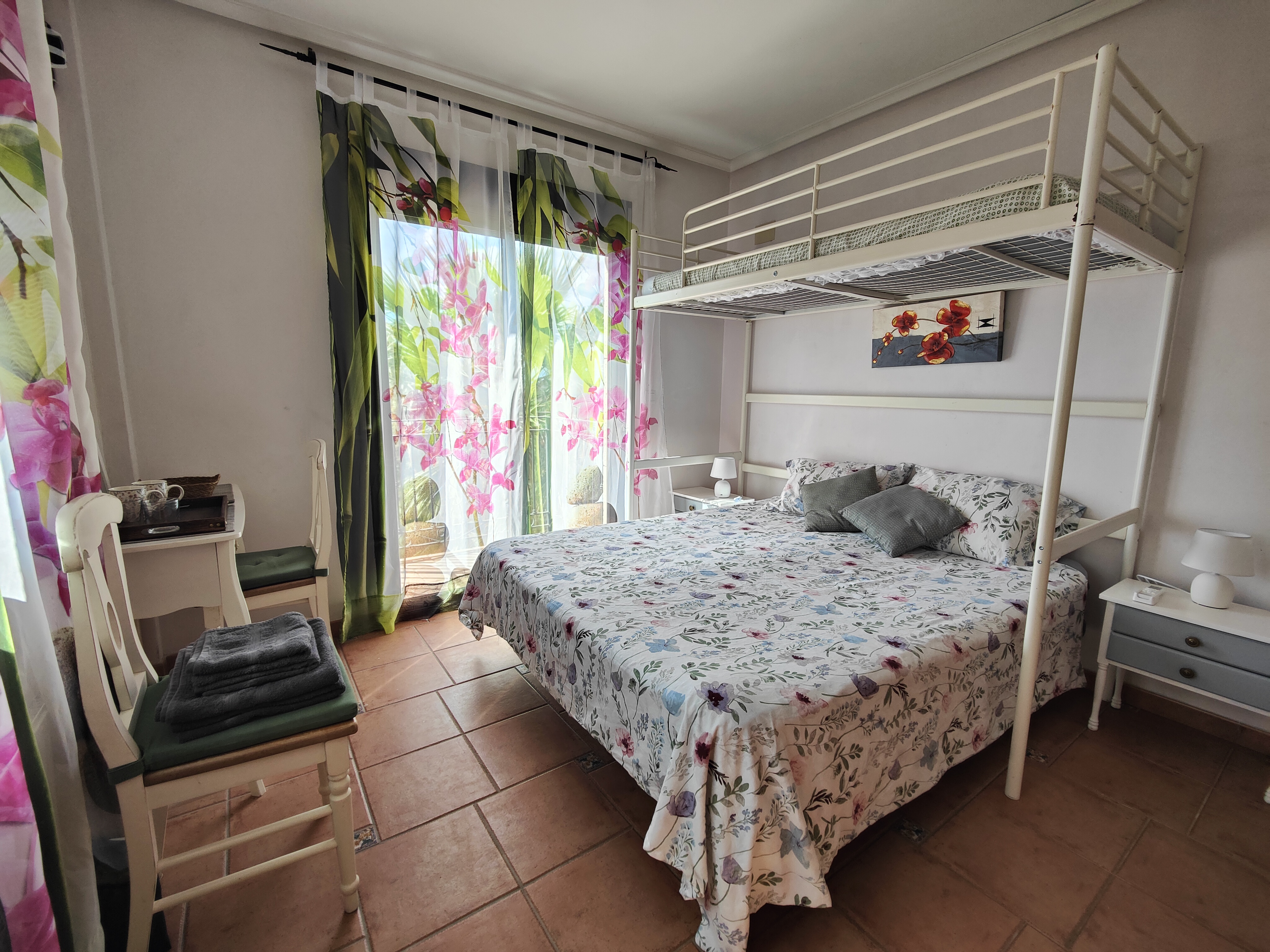 Wohnmobilstellplatz: CamperParking B&B Poolvillasolar