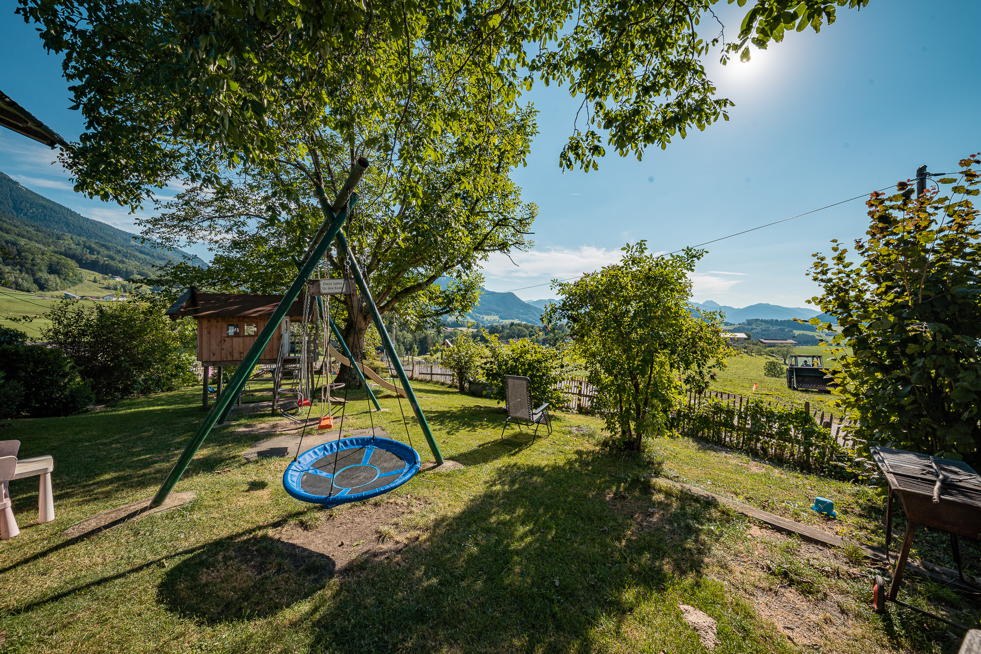 Wohnmobilstellplatz: Spielplatz am Hof - Weyererhof Fam. Daxlberger 