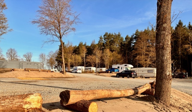 Reisemobilstellplatz - Schlüsselfeld - Stellplatz - Caravan und Wohnmobilstllplatz am Dreifrankeneck Geiselwind