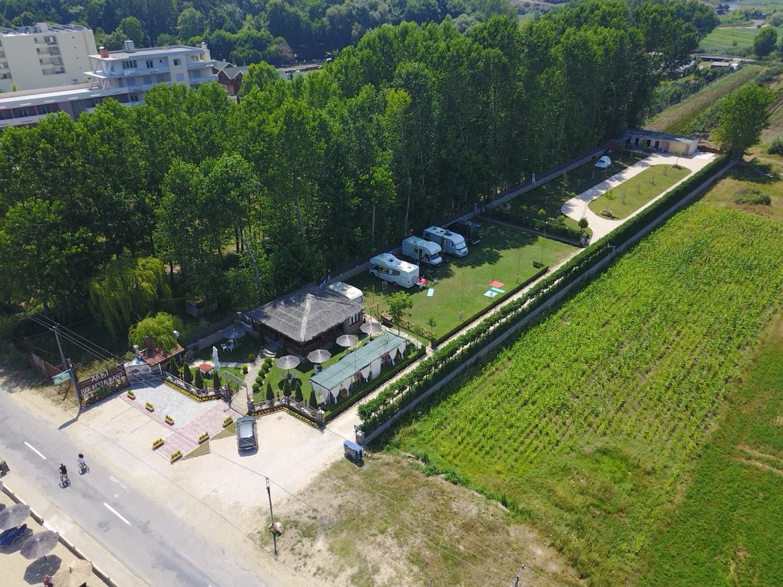 Wohnmobilstellplatz: Camping Arbi
