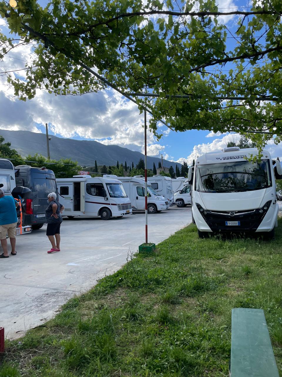 Wohnmobilstellplatz: Green camping Gjirokaster 