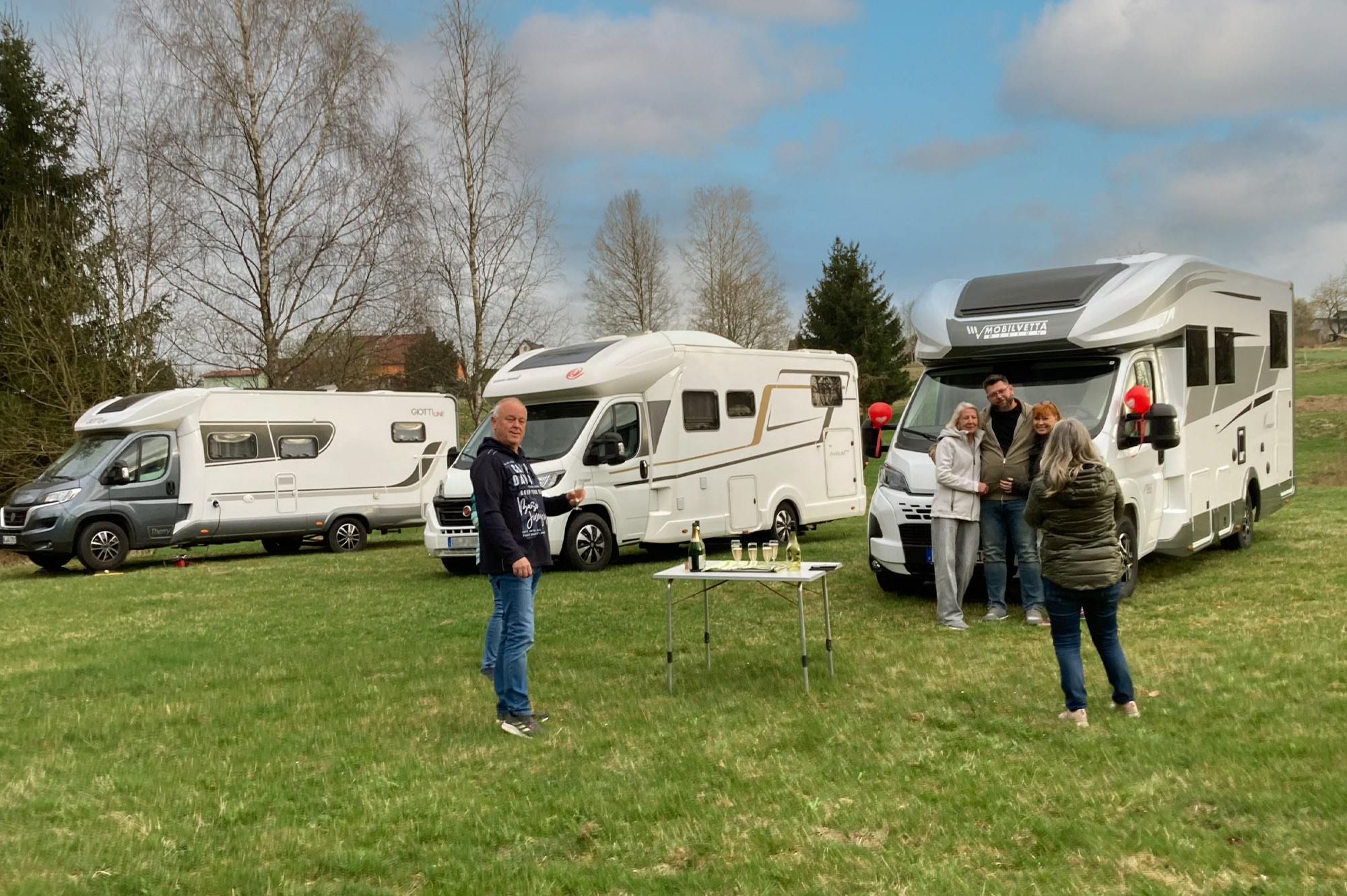 Area sosta per camper - Bad Alexandersbad - Immer einen schönen, großen und ruhigen Platz im Grünen - Hof Wiesengrund Alm Kerstin Knaus