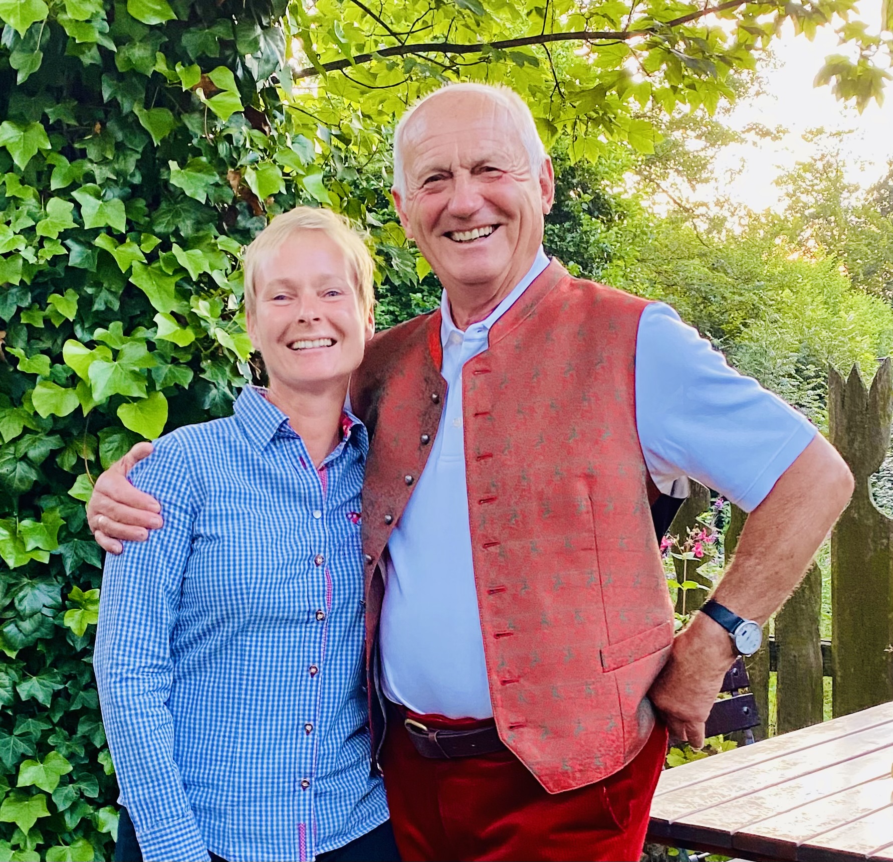 Area sosta per camper - Bad Alexandersbad - Ihre Gastgeber Kerstin und Albert Knaus  heißen Sie herzlich willkommen! - Hof Wiesengrund Alm Kerstin Knaus