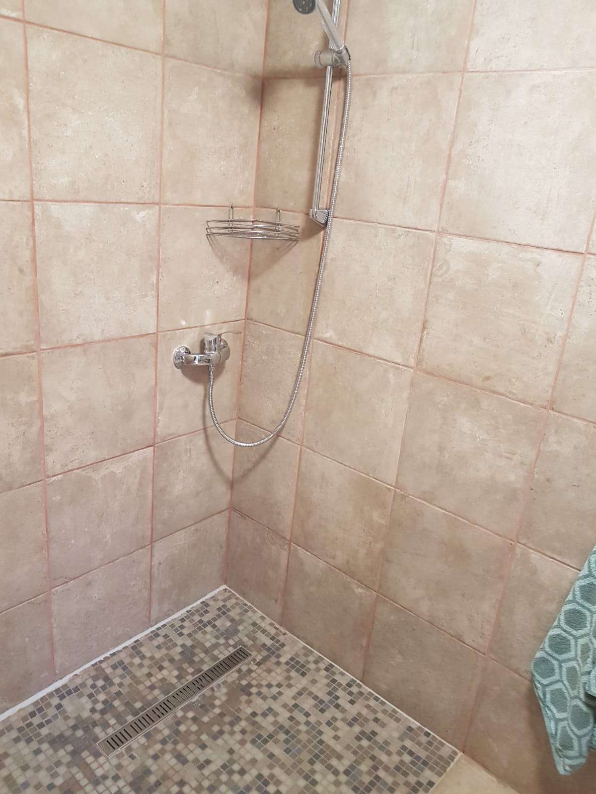 Reisemobilstellplatz - Somogy - Dusche - Tina Pferdehof Buzsák/Ungarn 