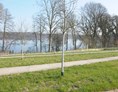 Wohnmobilstellplatz: Blick vom Reisemobilpark auf den Großen Eutiner See - Reisemobilpark Eutiner See