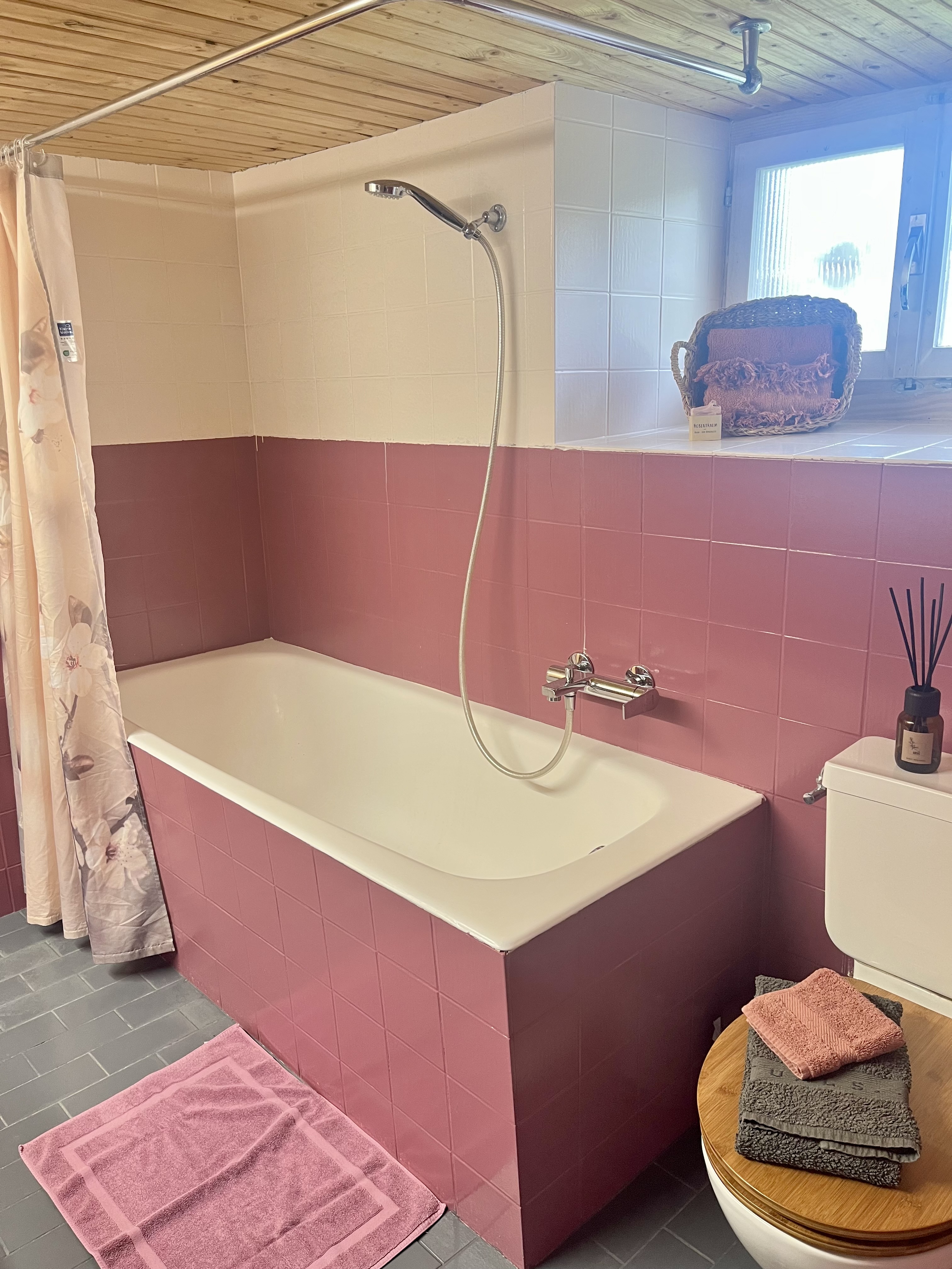 Wohnmobilstellplatz: Dusche/WC. - Altzellerberg - Sanitario