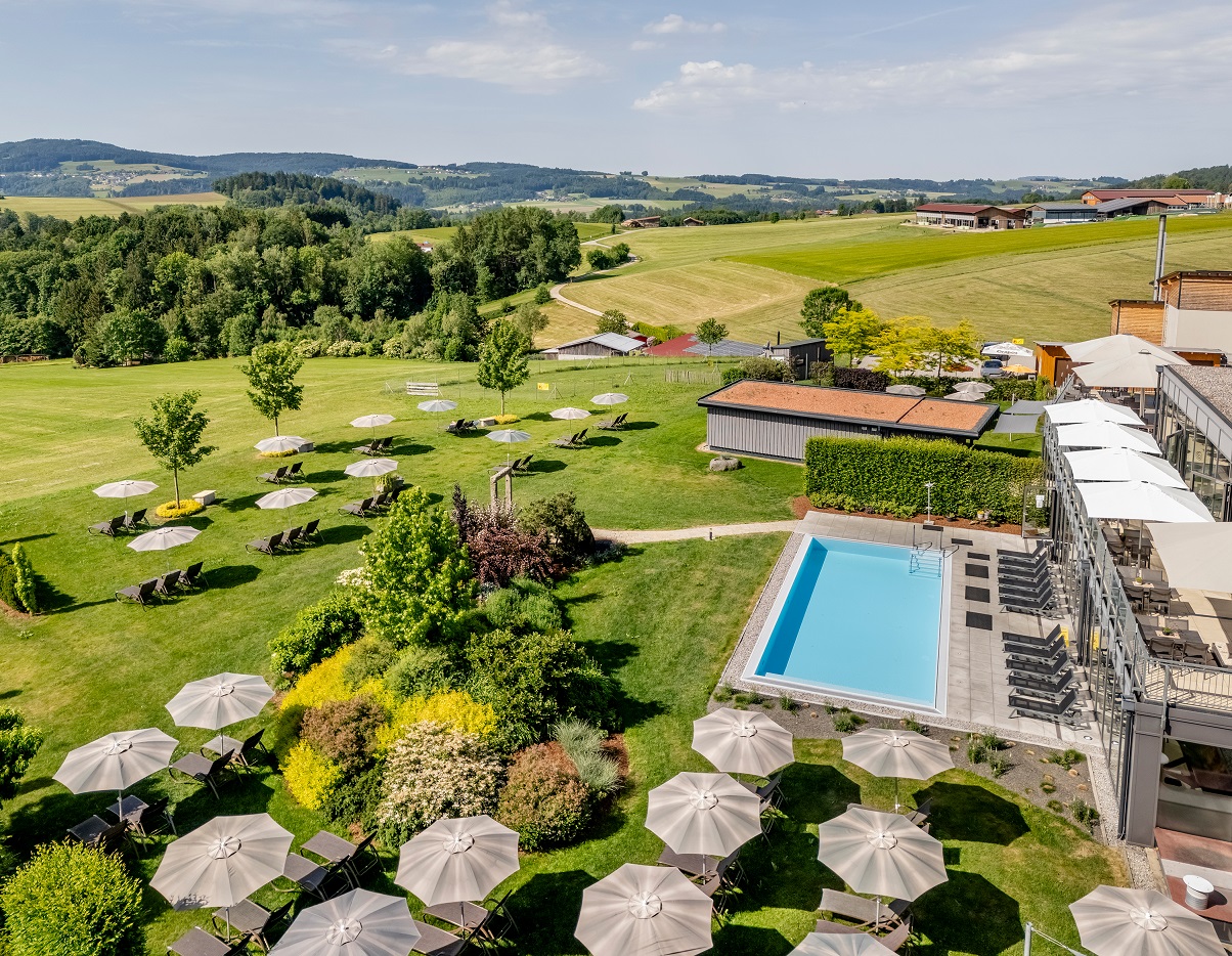 kampeerplaats voor campers - Thyrnau - Ansicht Hotel - Premium Wohnmobilstellplatz Landrefugium Obermüller