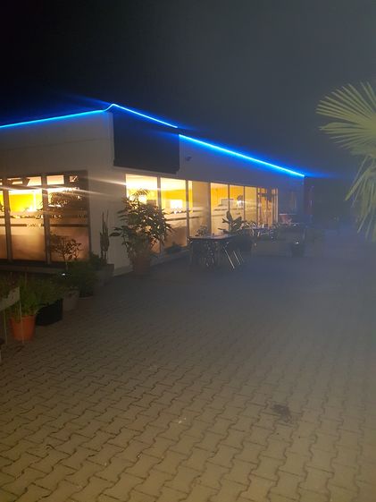 Wohnmobilstellplatz: Cafe Cibo Drive & truck stop