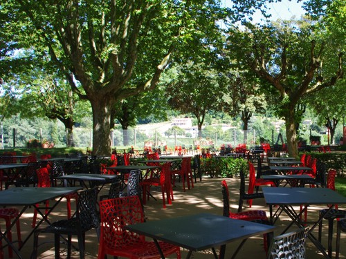 Reisemobilstellplatz - Vaux-en-Beaujolais - Area CAMPER PARK Villefranche Beaujolais - Area CAMPER PARK Villefranche Beaujolais