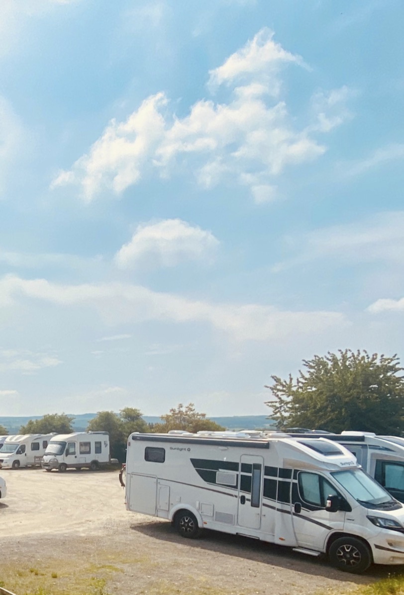 Reisemobilstellplatz - Oberwesel - P2 - PKW und WoMo Parkplatz 2 Geierlay-Hängeseilbrücke 