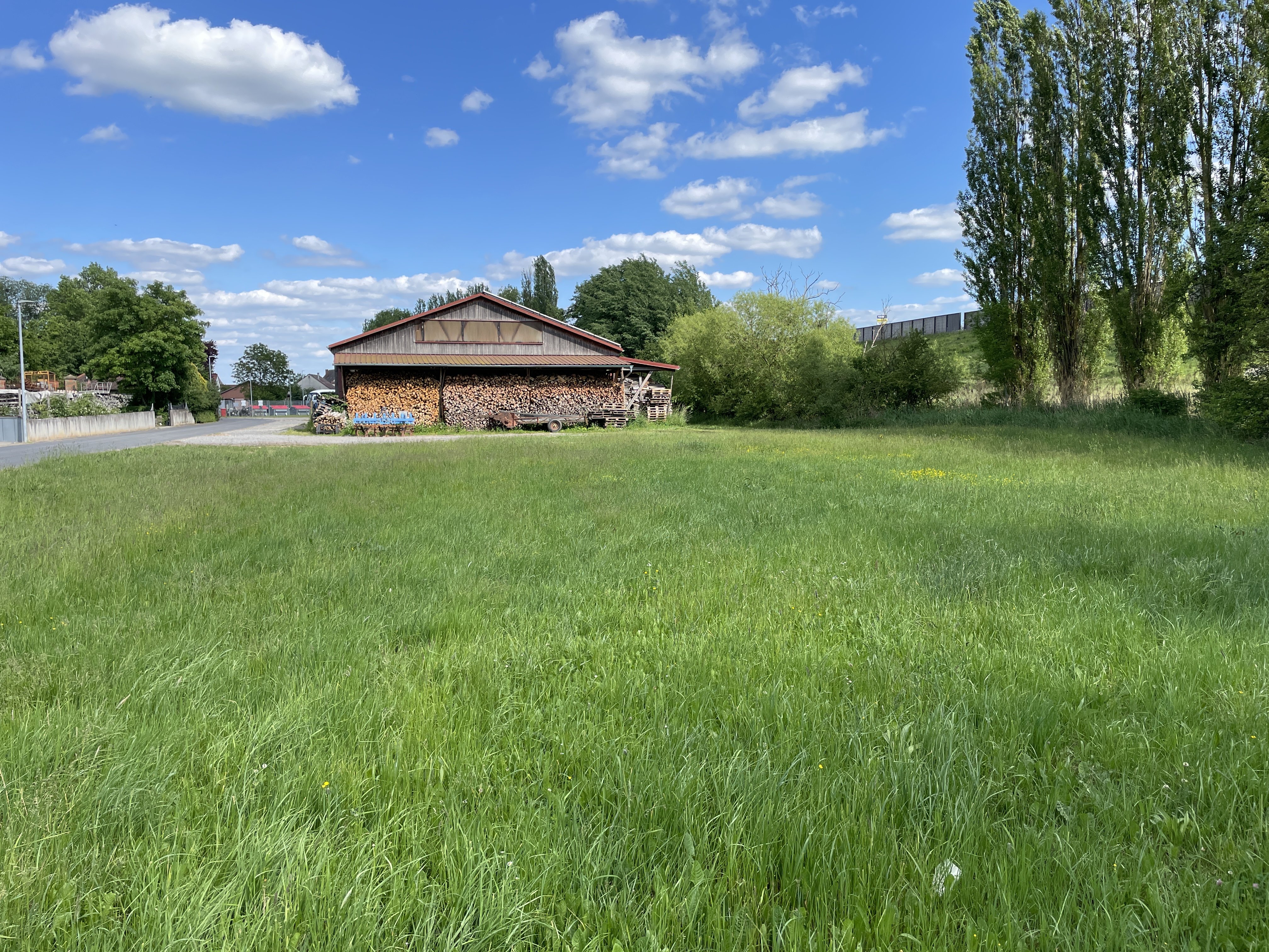 Reisemobilstellplatz - Ergersheim - Grüne & ruhige Idylle am Bach - Direkt an der A3