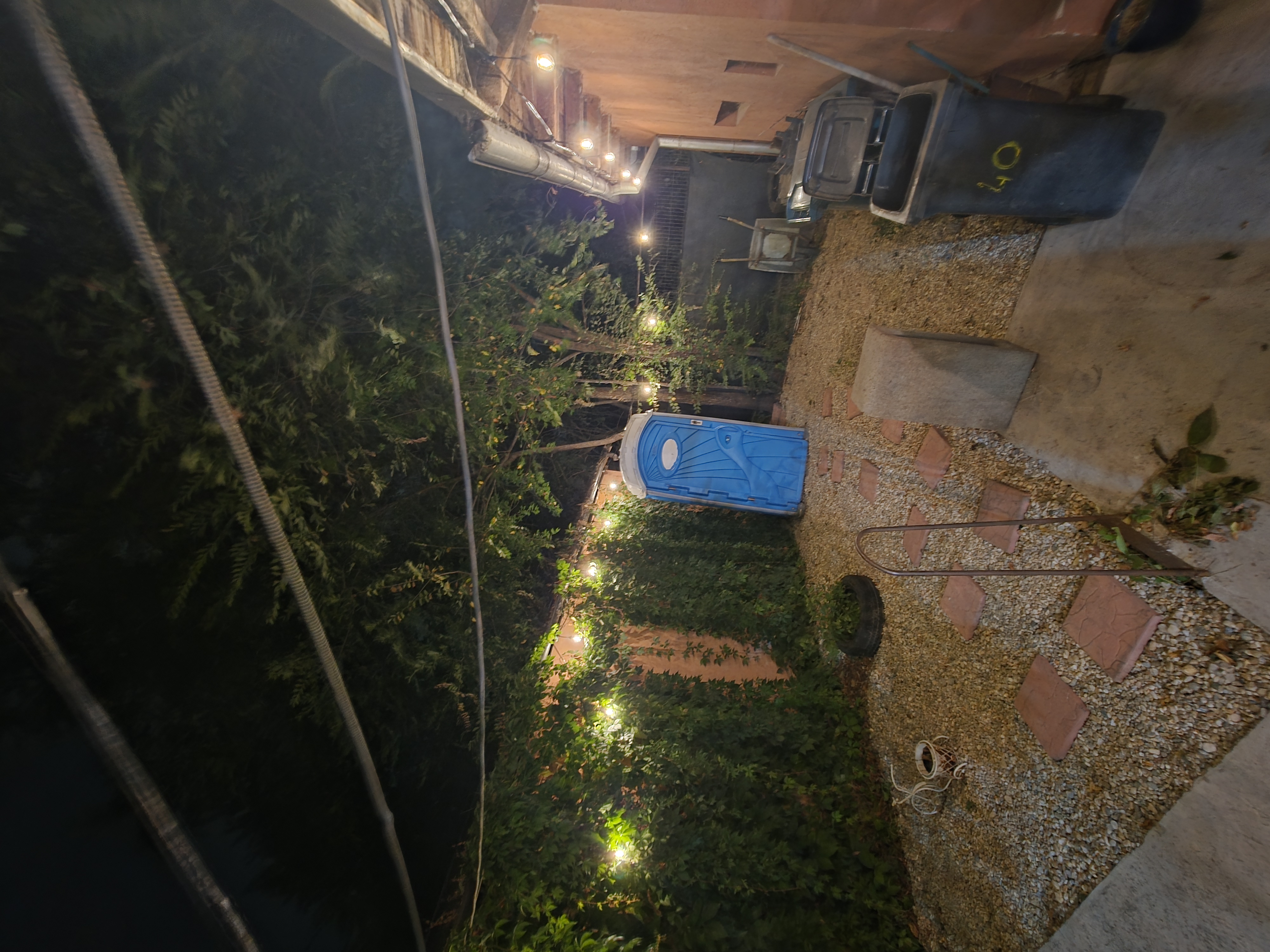Wohnmobilstellplatz: Camper Garden Motorhome Parking Bucharest