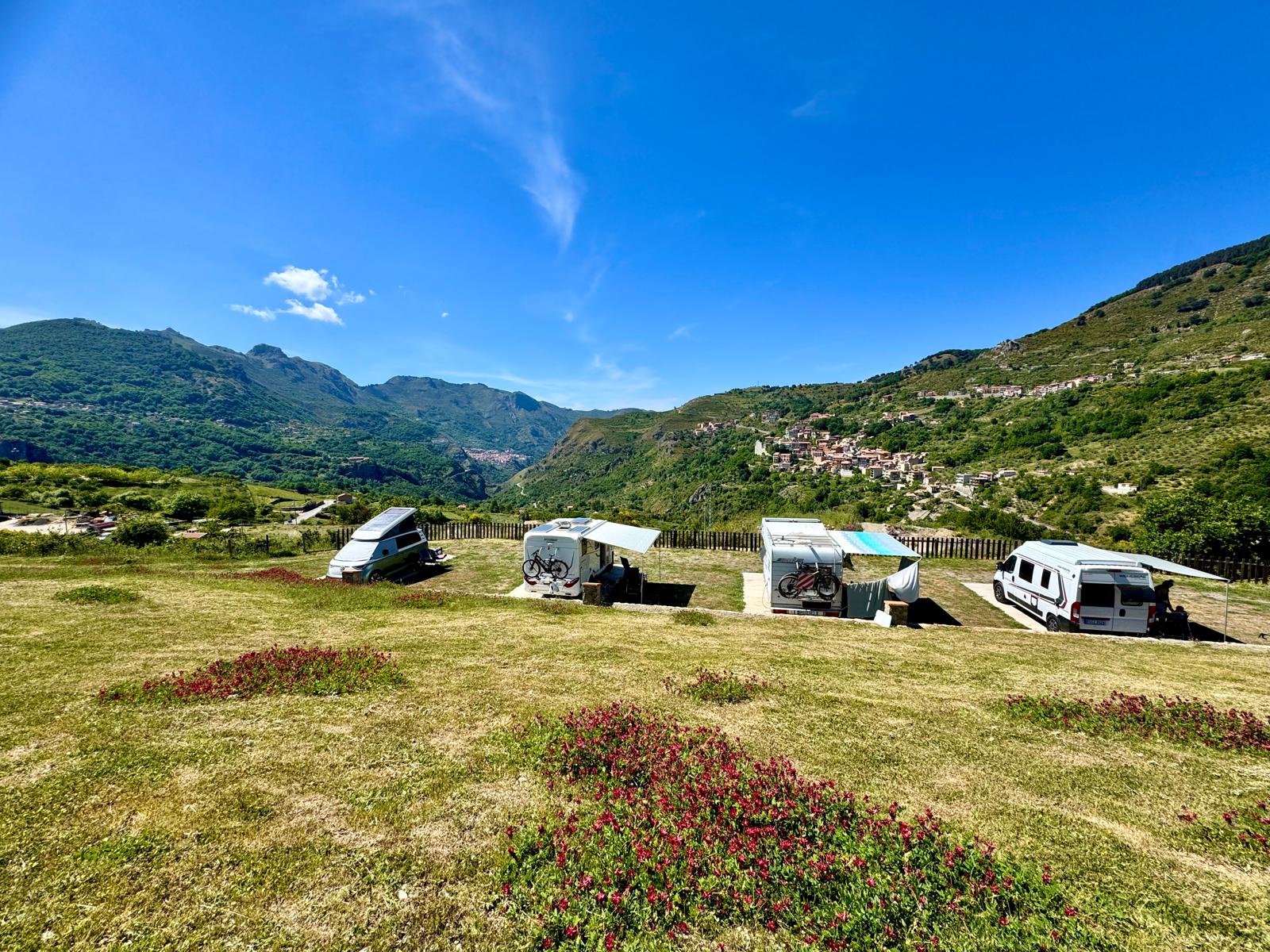 Place de parking pour camping-car - Santa Domenica Vittoria - AGRICAMPEGGIO SFIZIO SUI NEBRODI