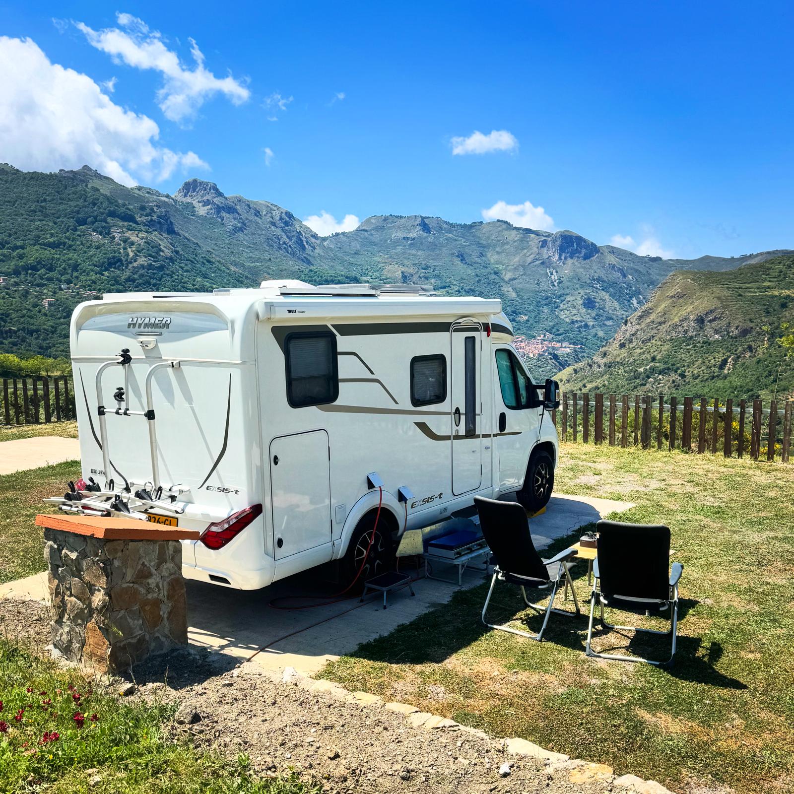 Place de parking pour camping-car - Santa Domenica Vittoria - AGRICAMPEGGIO SFIZIO SUI NEBRODI