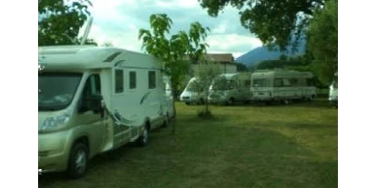 Place de parking pour camping-car - Padula - Homepage http://www.agriturismotresanti.it - Agriturismo Tr Santi
