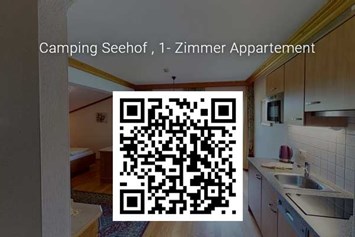 Wohnmobilstellplatz: QR-Code für 3D-Film von 1-Zimmer-Appartement - Camping & Appartements Seehof