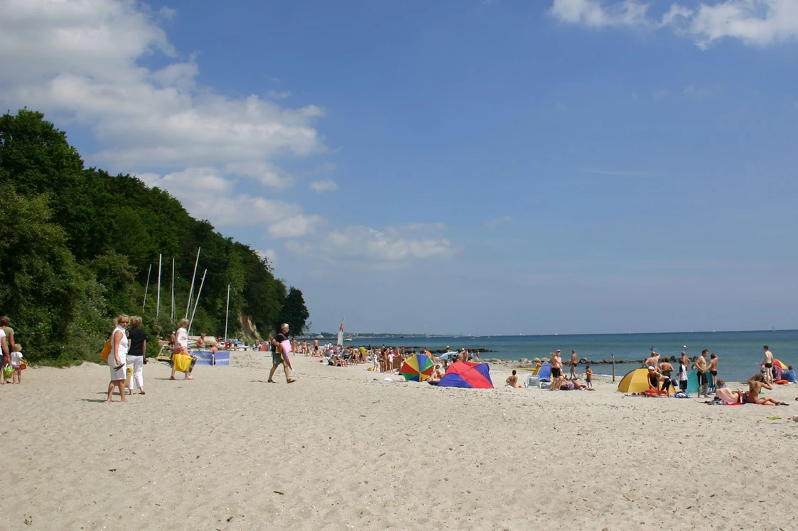 Wohnmobilstellplatz: Natursandstrand - Ostsee-Campingplatz Kagelbusch