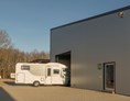 Wohnmobilstellplatz: Rundum-Service für Wohnmobile / Wohnwagen - Stellplatz Breisgau-Wohnmobile