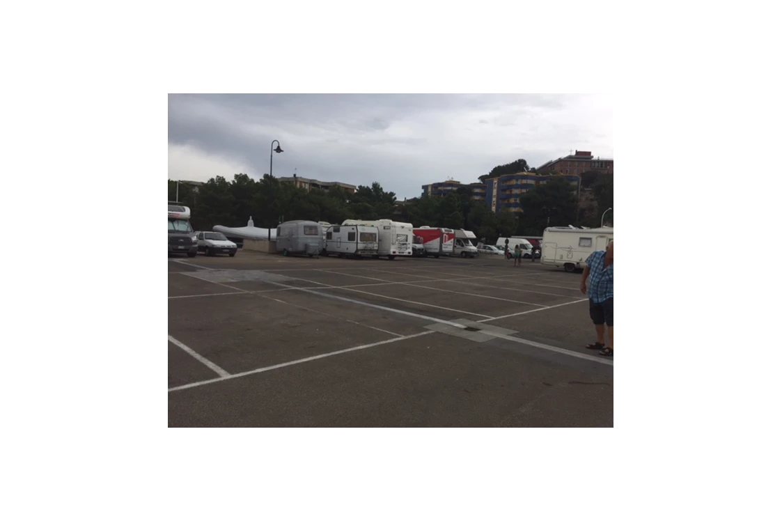 Wohnmobilstellplatz: Camper Cagliari Park