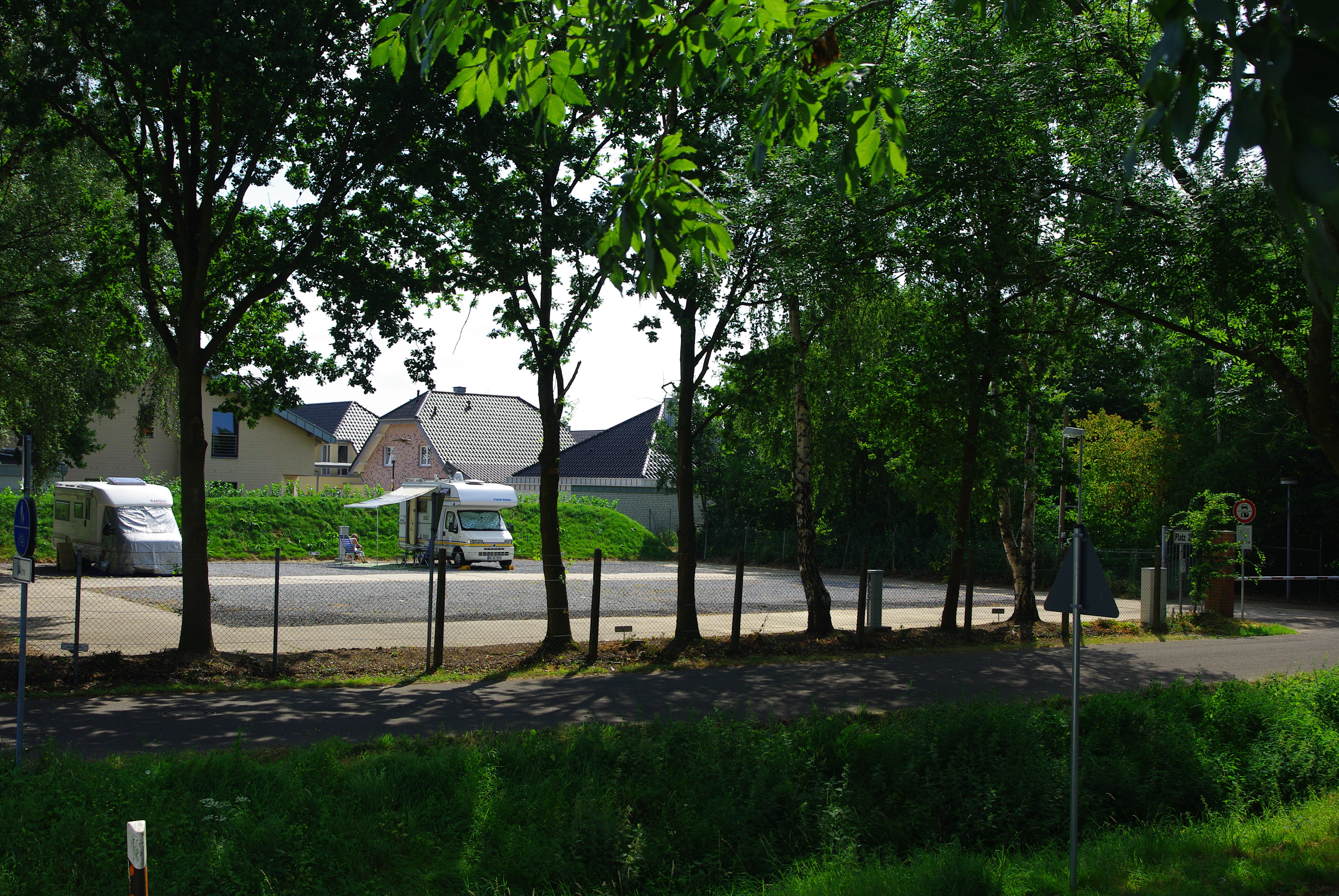 Wohnmobilstellplatz: Stellplatz am Lago Laprello