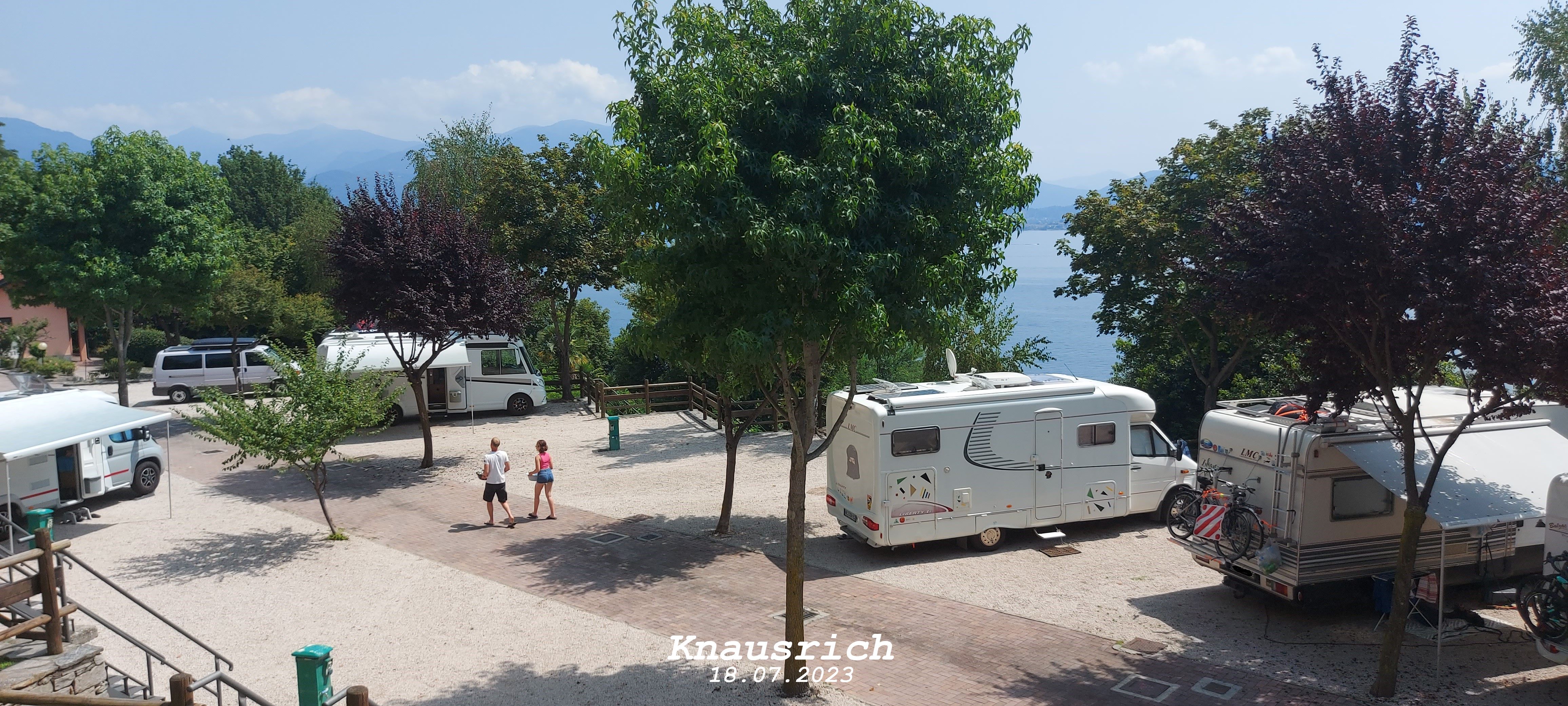 Wohnmobilstellplatz: Area Camper Super Attrezzata