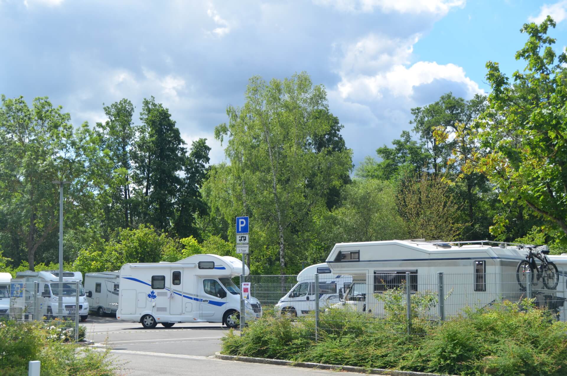 Area sosta per camper - Oberpfalz - Wohnmobilstellplatz Stadt Amberg - Stellplatz am Schießstätteweg