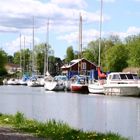 Wohnmobilstellplatz: Am Göta Kanal