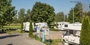 Reisemobilstellplatz - Reisemobillänge - Uttenweiler - Wohnmobilstellplatz Am Kurpark