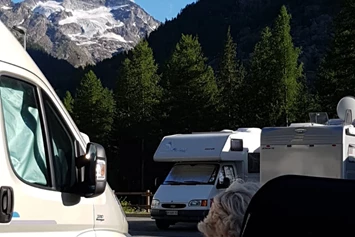 Wohnmobilstellplatz: Stellplatz  Breuil Cervinia. 
 - Area di Sosta Camper Breul Cervinia