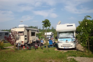 Wohnmobilstellplatz: Wohnmobile im Campingpark Waldesruh - Campingpark Waldesruh