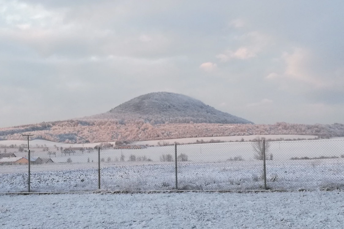 Wohnmobilstellplatz: Říp - Mnetěš