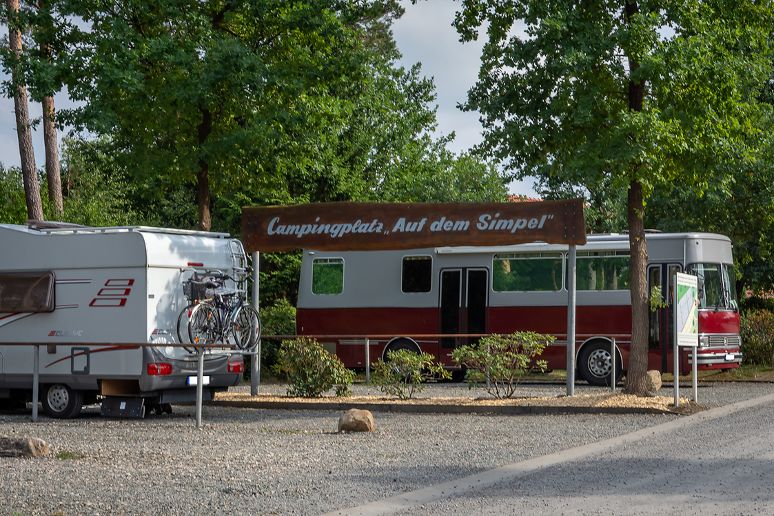 Wohnmobilstellplatz: Campingplatz Auf dem Simpel
