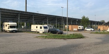 Reisemobilstellplatz - Stromanschluss - Emilia Romagna - Area Attrezzata Fontanellato