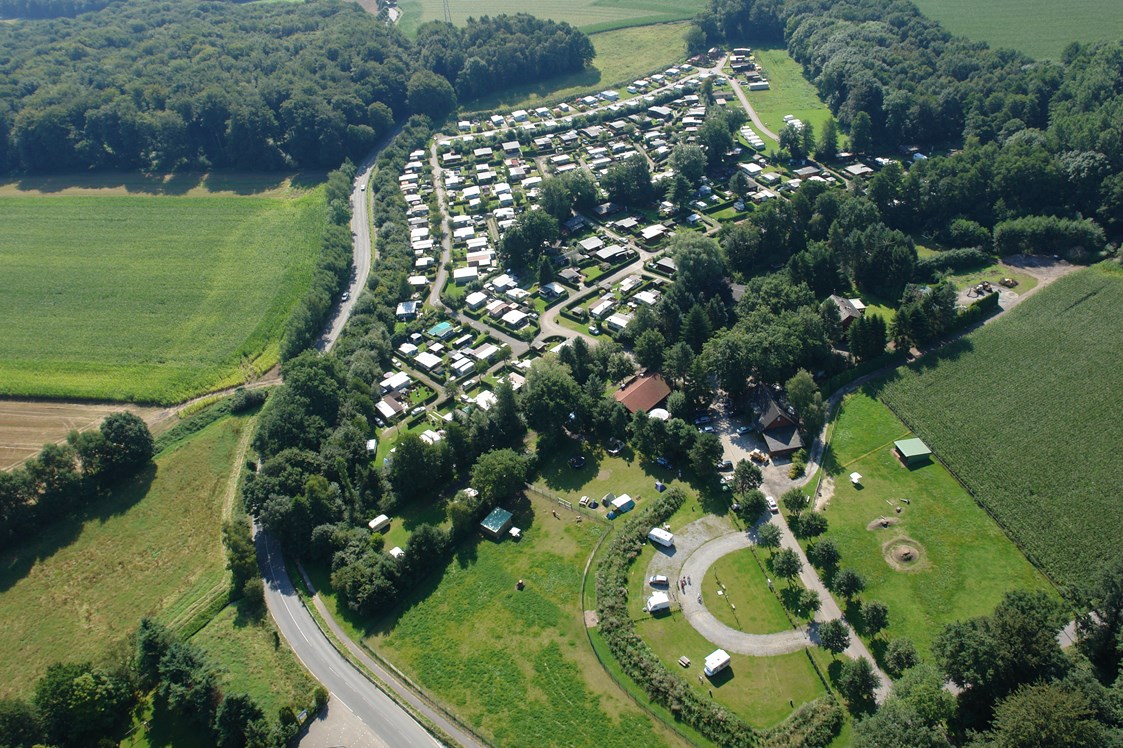Wohnmobilstellplatz: Luftbild aus 2007 - Stellplatz am Haard-Camping