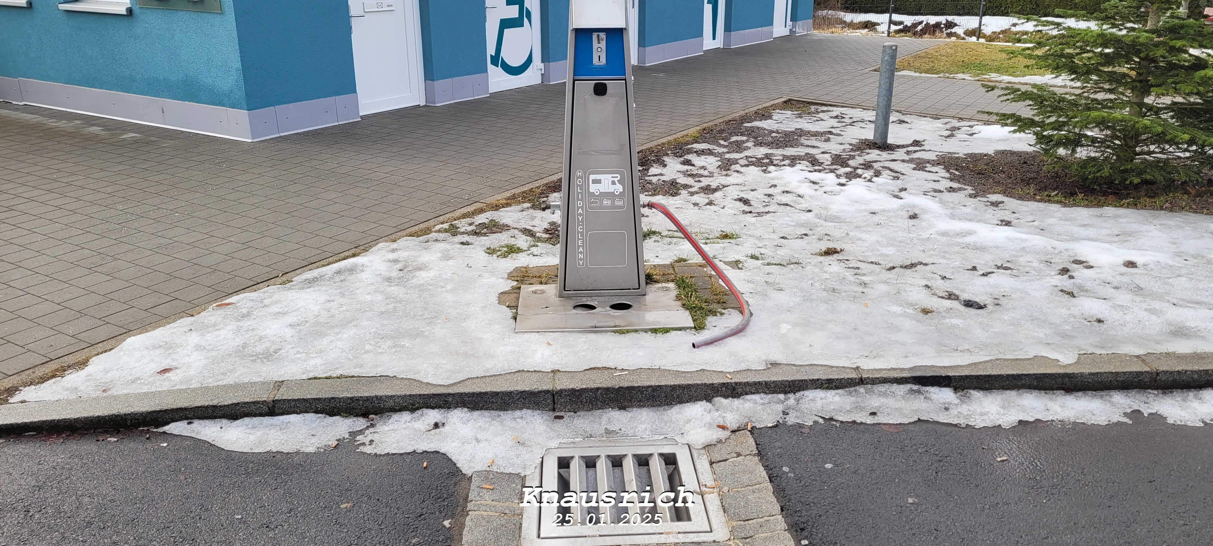 Reisemobilstellplatz: Ent- und Versorgung - Wohnmobilstellplatz am Papiermühlweg