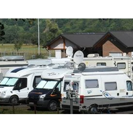 Wohnmobilstellplatz: Stellplatz am Sportplatz - GESCHLOSSEN