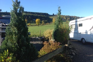 Wohnmobilstellplatz: Weiter Blilck in die Landschaft - Wohnmobilpark Willingen