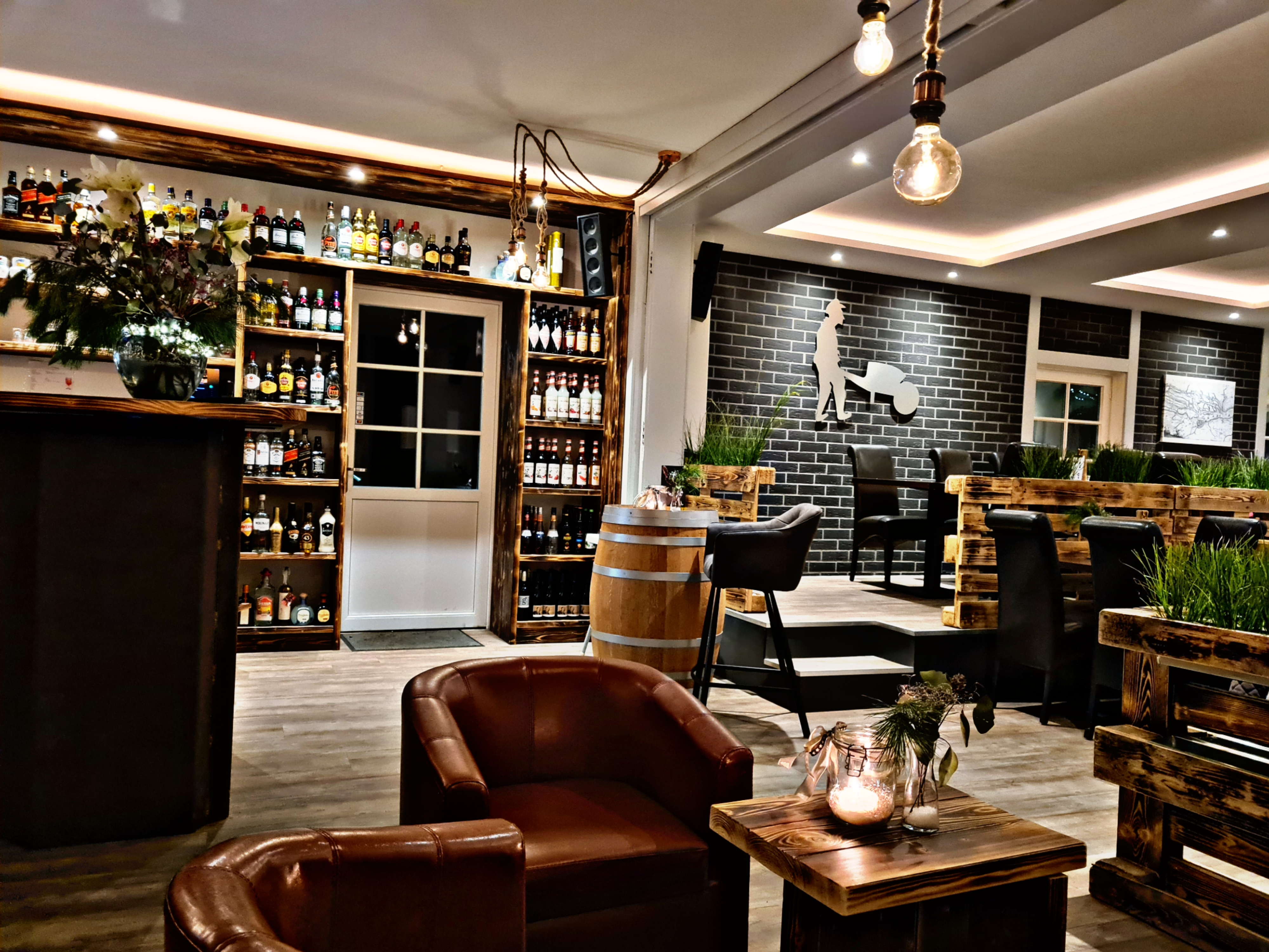 Wohnmobilstellplatz: Restaurant & Bar "Der Stackmeister" - Elbepark Bunthaus - Der Wohnmobilhafen in Hamburg