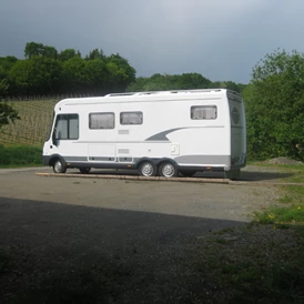 Wohnmobilstellplatz: Gasthaus / Weinbau Zinner Prüßberg