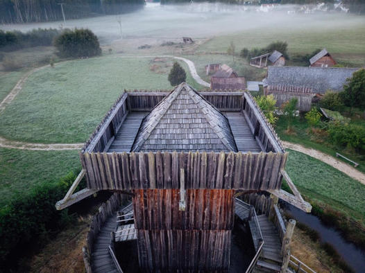 Wohnmobilstellplatz: Motte im Geschichtspark Bärnau - Birkholmhof