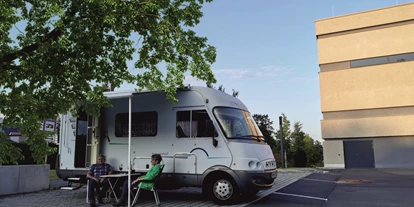 Reisemobilstellplatz - Badestrand - Friedenfels - Wohnmobilstellplatz am Alexbad