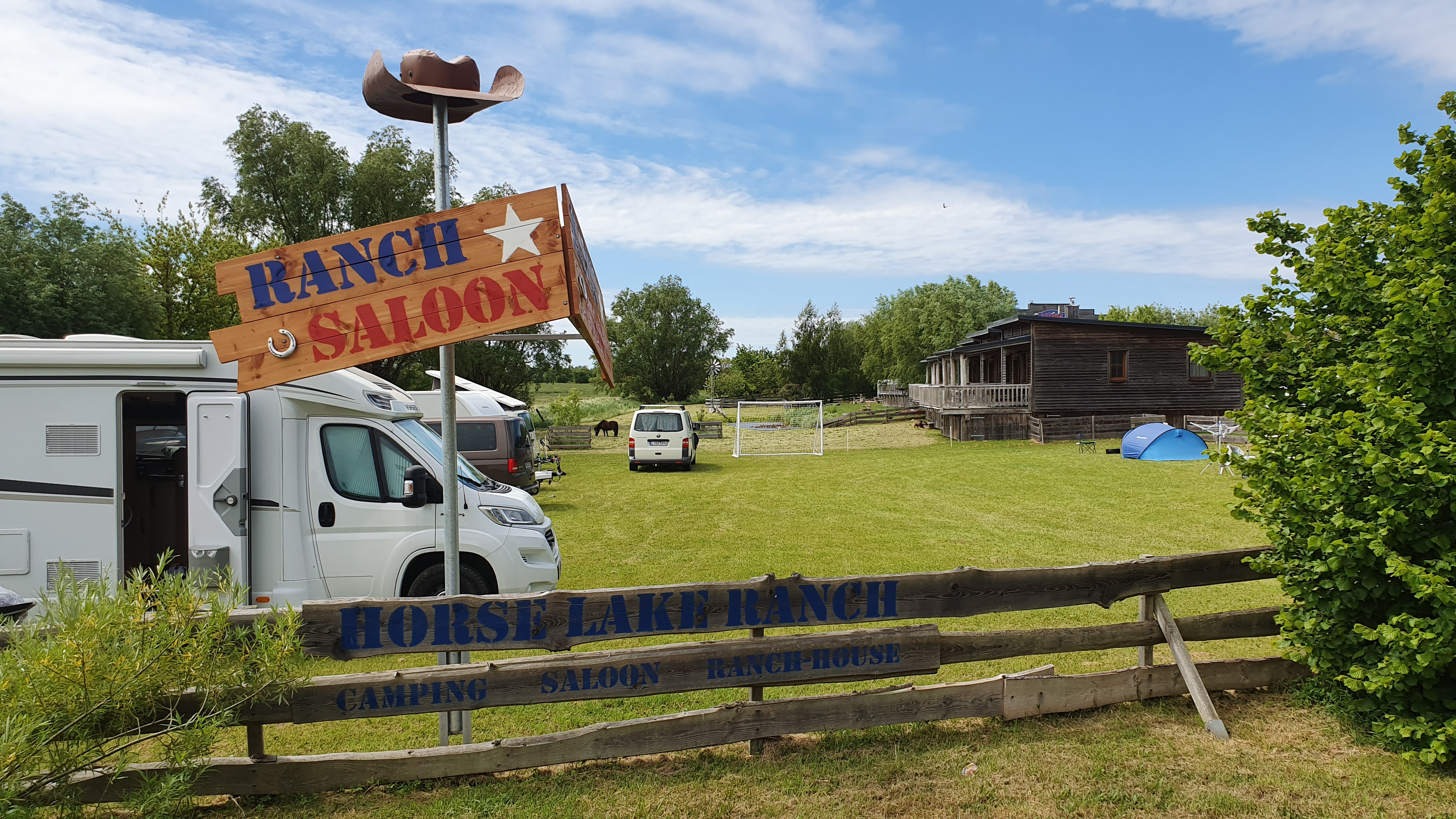 Reisemobilstellplatz - Wohnwagen erlaubt - Zingst - Campingplatz - Horse Lake Ranch