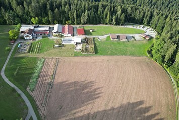 Wohnmobilstellplatz: Luftbild Süd - Almruhe "Die erste Alm im Nordschwarzwald"