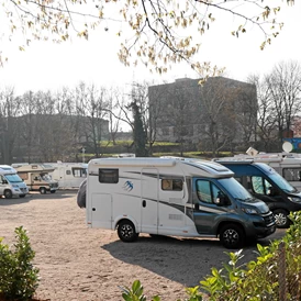 Wohnmobilstellplatz: Ruhige Lage beim Grüttpark - Wohnmobil-Stellplatz Lörrach-Basel