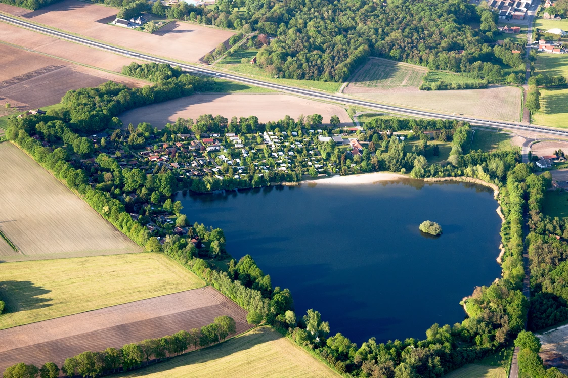 Wohnmobilstellplatz: 7 Ha See - Hub Ferienparken Park de fontein