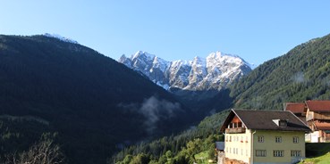 Reisemobilstellplatz - Duschen - Gailtal - hepi Lodge Stellplätze mit Weitblick