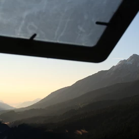 Wohnmobilstellplatz: hepi Lodge Stellplätze mit Weitblick