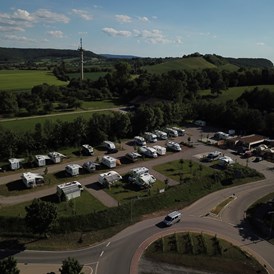 Wohnmobilstellplatz: Der Wohnmobilpark HEICamp von oben - Wohnmobilpark HEICamp